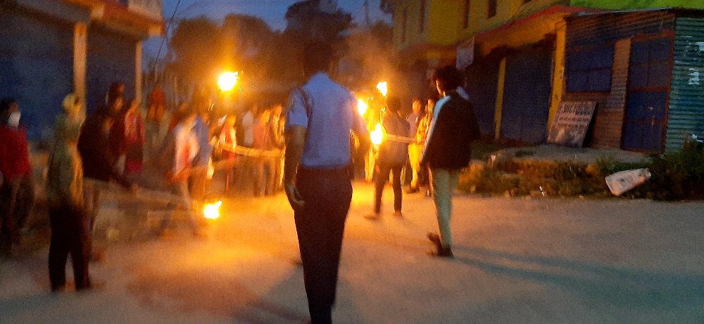 सोती घटनाका दोषीलाई कारबाहिको माग गर्दै डोटीमा राके जुलुस