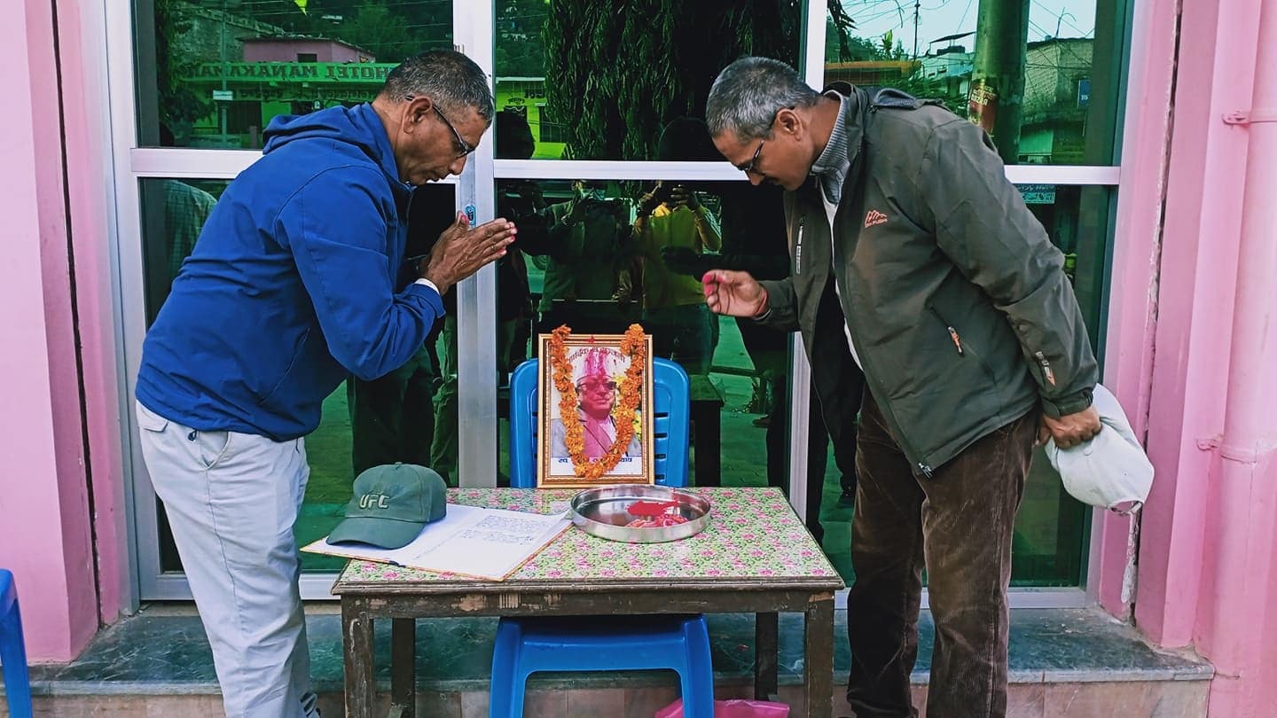 दिपायलमा कांग्रेस नेता उपाध्यायको श्रद्धाञ्जलीका लागि शोक पुस्तिका राखियो