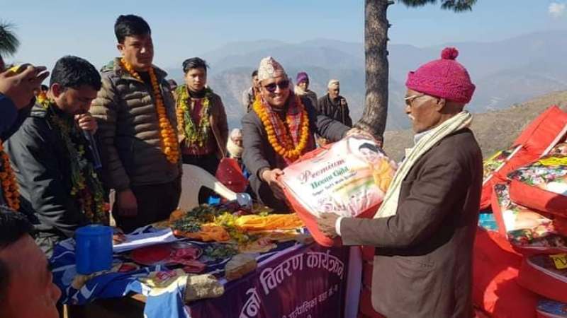 साइन नेपालद्वारा २ दुई सय ७ जनालाई न्यानो कपडा वितरण