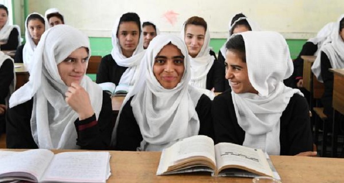 अफगानिस्तानमा छात्रालाई विद्यालय जान दिने निर्णय रद्द