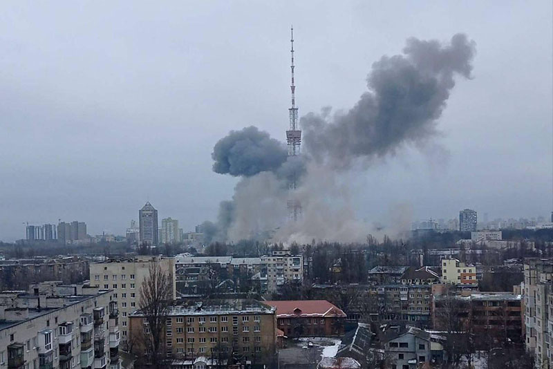 युक्रेनमाथि रुसकाे आक्रमण रोकिएन, आत्मसमर्पण गर्न पुटिनकाे आग्रह