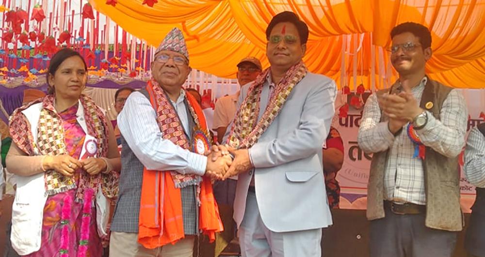 ५ जना वडा अध्यक्षसहित वेदकोट नगरपालिकाका मेयर चन्द समाजवादीमा प्रवेश