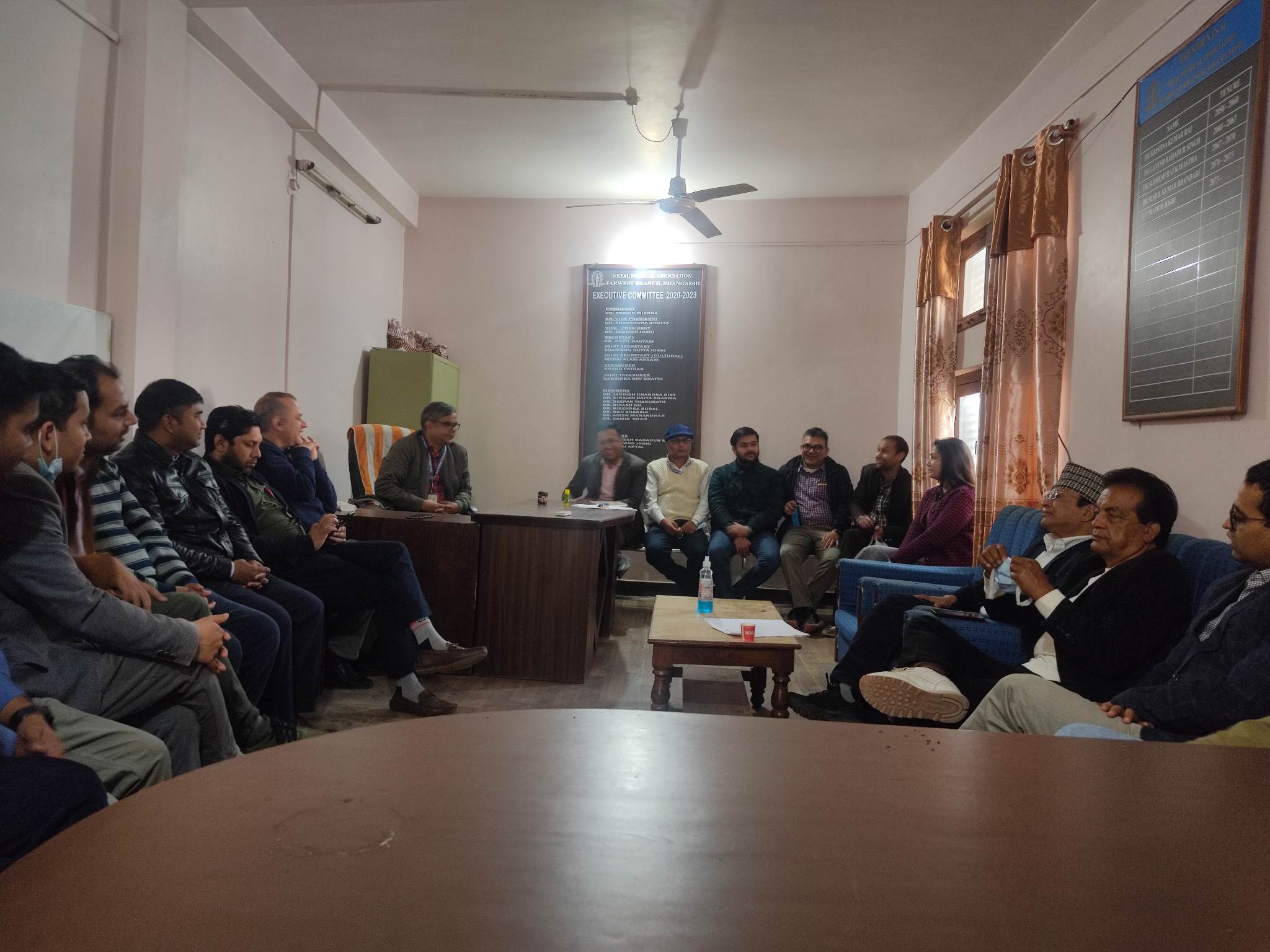 चिकित्सकहरुको आन्दोलन स्थगित, सरकारसँग ६ बुँदे सहमति