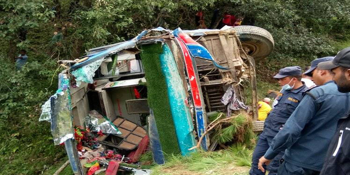 मेलौली बस दुर्घटना अपडेट : ६ जनालाई धनगढी रेफर, २५ जना डिस्चार्ज