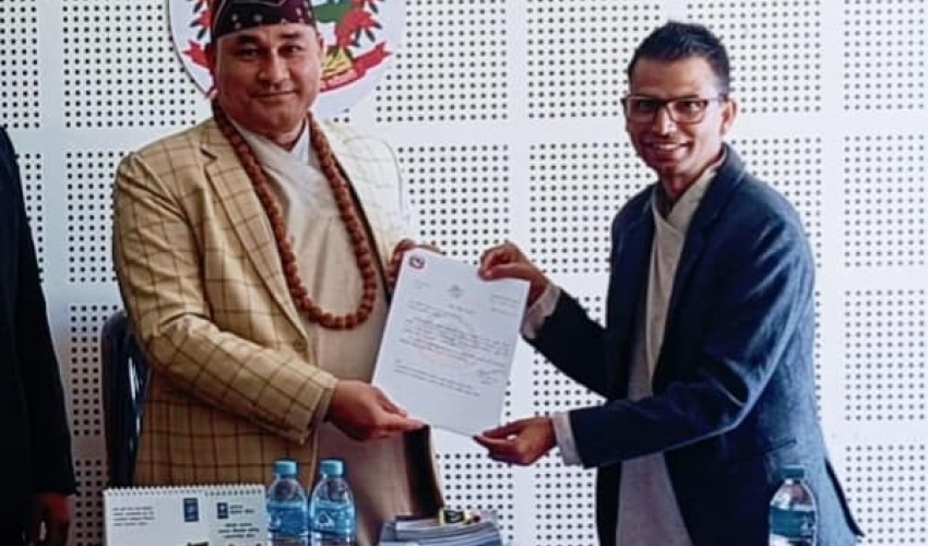 मुख्यमन्त्री शाहको राजनीतिक सल्लाहकार बन्न क्यानडा बाट आए उपाध्याय