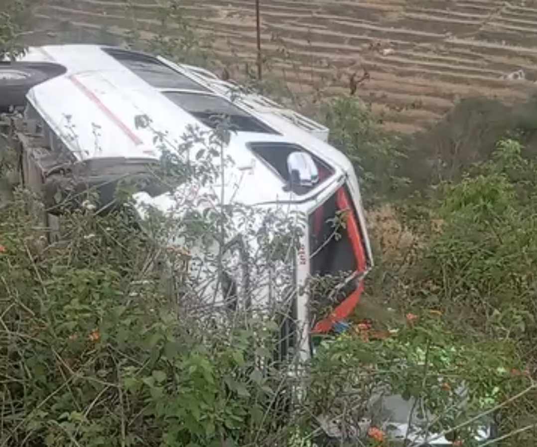 डोटीमा इभि हाइस दुर्घटना, ४ जना घाइते 