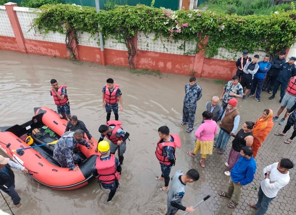 अविरल वर्षाले कीर्तिपुरस्थित राधास्वामी होल्डिङ सेन्टर डुबानमा, विस्थापित सुकुमवासीको बिचल्ली