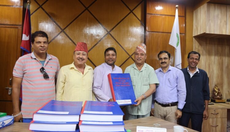 खुटिया–दिपायल द्रुतमार्ग निर्माणको दबाब बढाउन धनगढी उपमहानगरद्वारा हस्ताक्षर अभियानलाई सहयोग