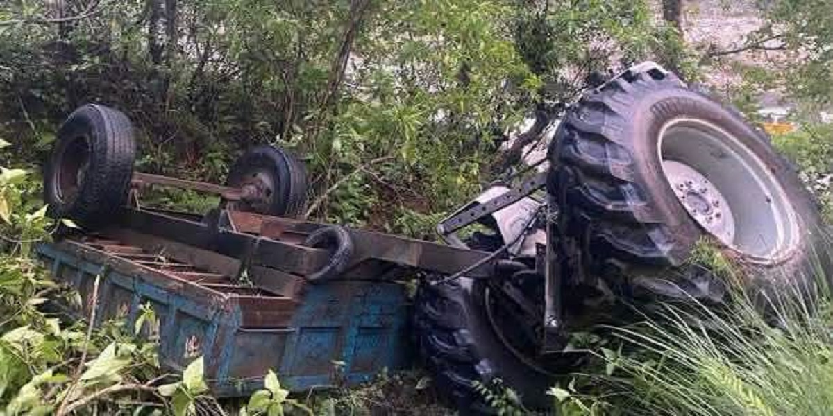 डोटीमा ट्रयाक्टर दुर्घटना हुँदा नौ जना घाइते, एकको अवस्था गम्भीर